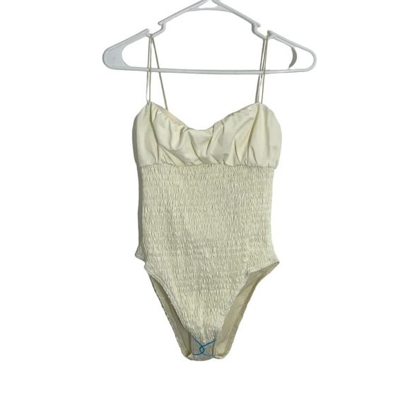 ASOS DESIGN shirred body swimsuit in cream Spaghetti straps Brief cut Size 4 - Picture 1 of 6